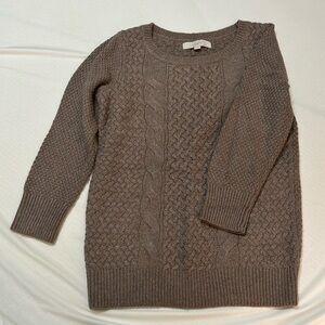 Loft women’s cable-knit sweater in light brown with contrasting sleeves, size XS